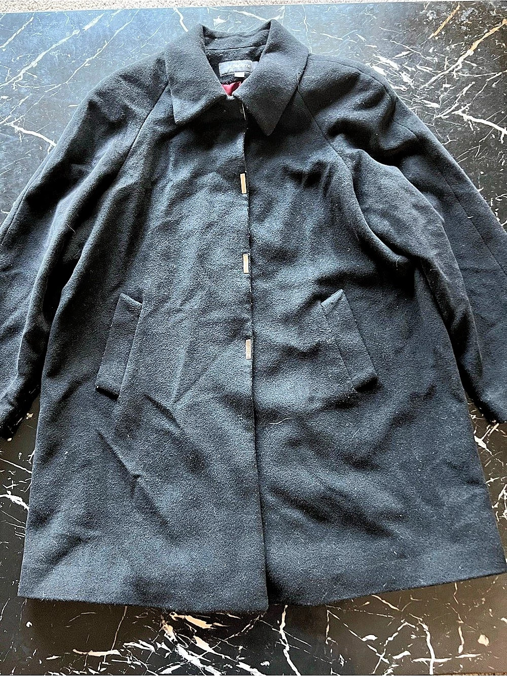 Liz Claiborne Black Coat Size Medium